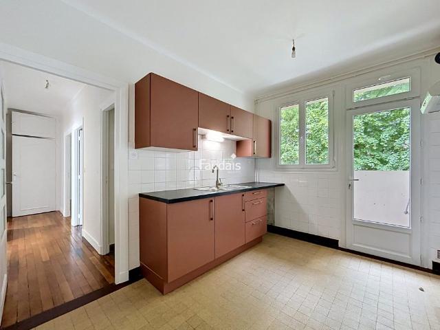 Location Appartement 4 pièces 90m² ST LO 50000