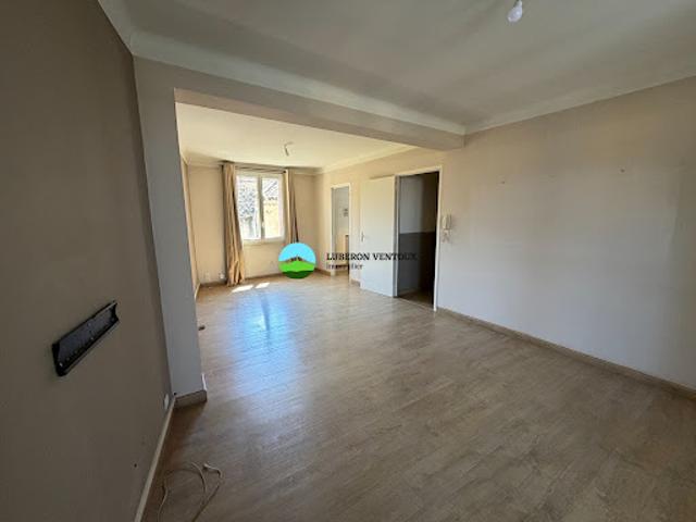 Location Appartement 4 pièces 91.89 m2 Mazan