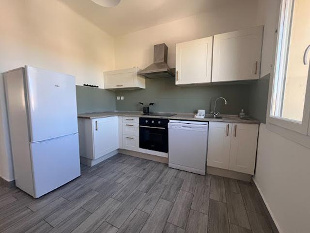 Location Appartement 4 pièces 91.09 m2 Estagel