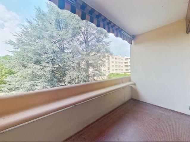 Location Appartement 4 pièces 91 m2 Ecully