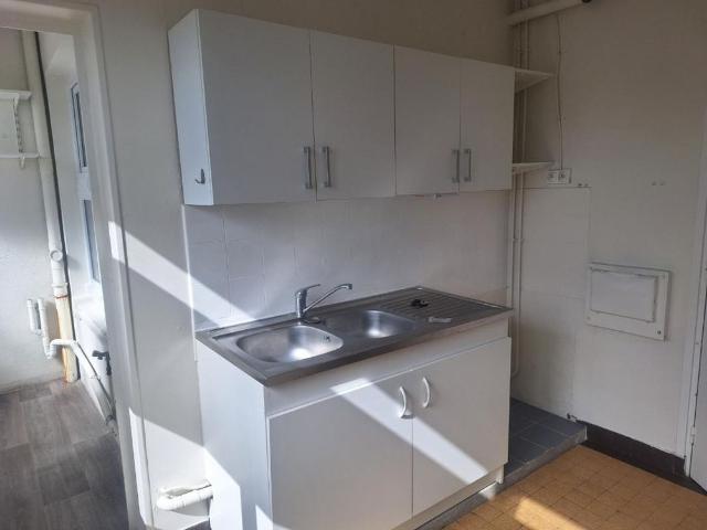 Location Appartement 4 pièces 91m² LISIEUX 14100