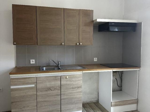 Location Appartement 4 pièces 91m² MONTPELLIER 34000