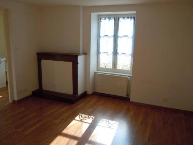 Location appartement 4 pièces 92.6 m² à Mâcon 71000 4 640 €