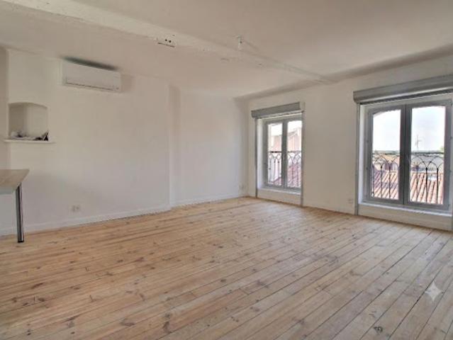 Location Appartement 4 pièces 92.08 m2 Lavaur