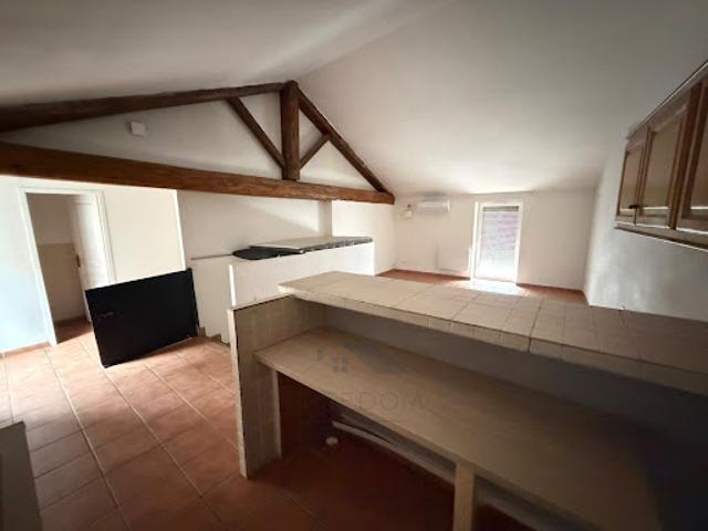 Location Appartement 4 pièces 92 m2 Capestang