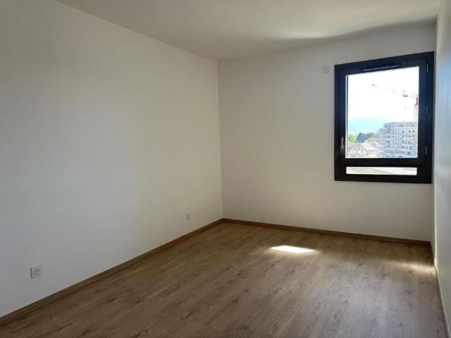 Location Appartement 4 pièces 92m² ANNECY 74370