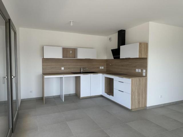 Location Appartement 4 pièces 92m² ANNECY 74370