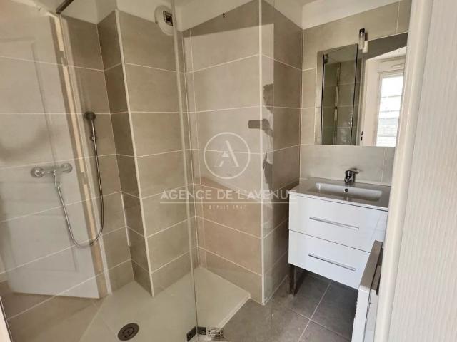 Location Appartement 4 pièces 92m² LA SEYNE SUR MER 83500