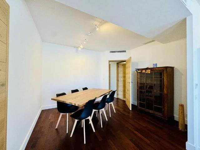 Location Appartement 4 pièces 92m² NICE 06300