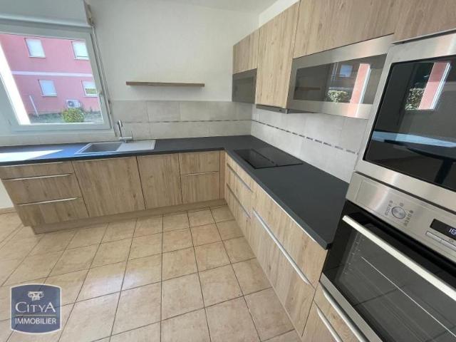 Location Appartement 4 pièces 92m² ST CHRISTOL LES ALES 30380