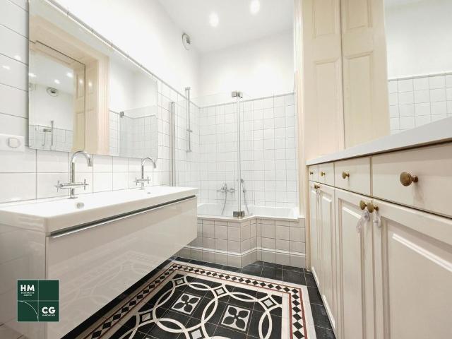 Location Appartement 4 pièces 92m² STRASBOURG 67000