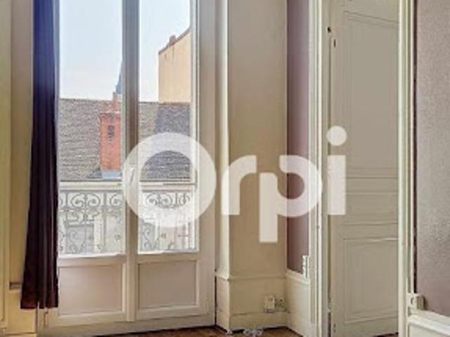 Location Appartement 4 pièces 97 m2 Chalon sur saone
