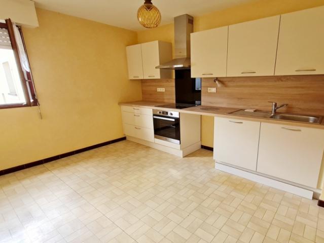 Location appartement 4 pièces 97 m²