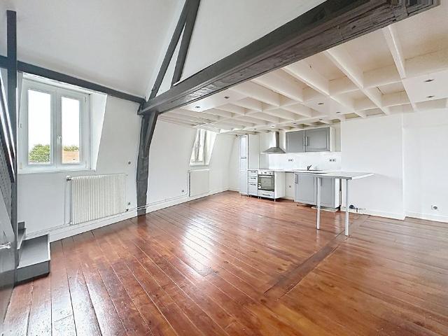 Location Appartement 4 pièces 97m²