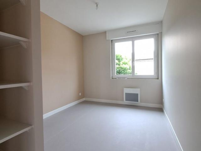 Location Appartement 4 pièces 97m² CARMAUX 81400