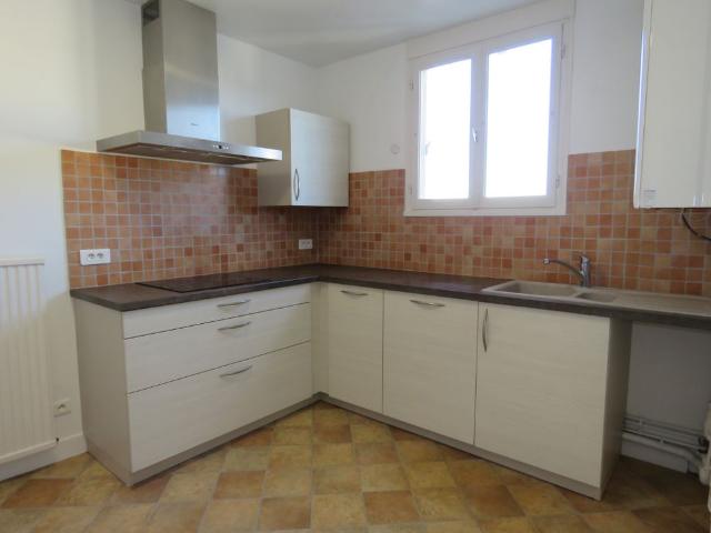 Location Appartement 4 pièces 97m² MONTARGIS 45200