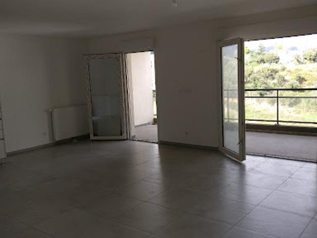 Location Appartement 4 pièces 94.75 m2 Ajaccio