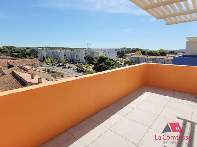 Location Appartement 4 pièces 94.01 m2 Istres