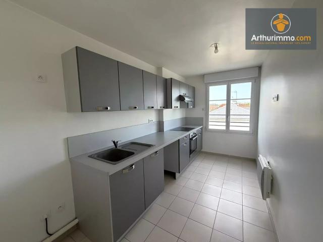 Location Appartement 4 pièces 94 m2 à Compiègne