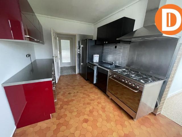 Location Appartement 4 pièces 94m²