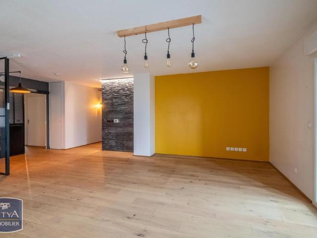 Location Appartement 4 pièces 94m² FRANCHEVILLE 69340