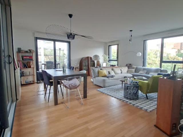 Location Appartement 4 pièces 95.56 m2 Gentilly