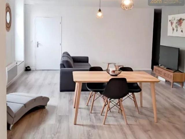 Location Appartement 4 pièces 95 m2 à Beaugency