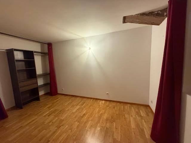 Location Appartement 4 pièces 95 m2 Lézignan la Cèbe