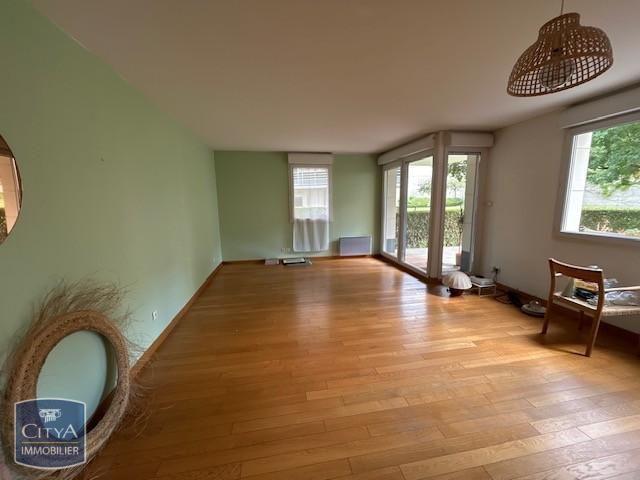Location Appartement 4 pièces 95m² LILLE 59000
