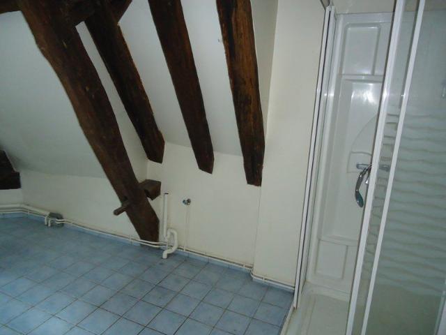 Location Appartement 4 pièces 95m² NEVERS 58000