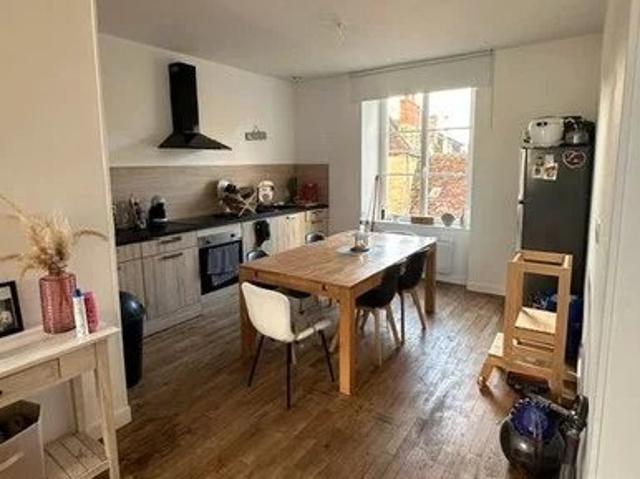 Location Appartement 4 pièces 96.81 m2 Mamers