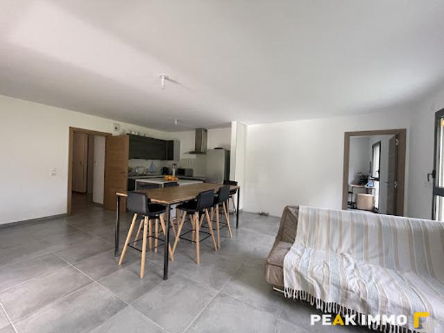 Location Appartement 4 pièces 96.8 m2 Rumilly