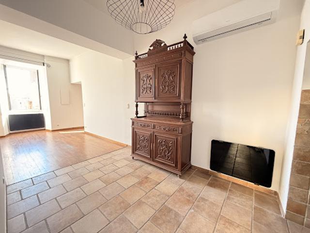 Location Appartement 4 pièces 96 m2 Bastia
