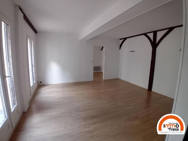 Location Appartement 4 pièces 96m²