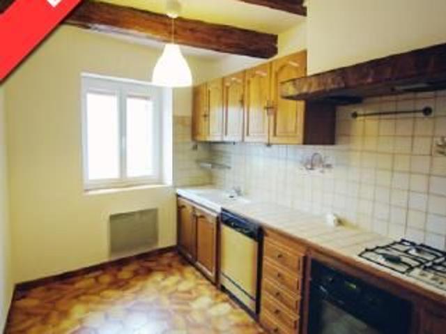 Location Appartement 4 pièces 96m² GAREOULT 83136