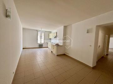 Location Appartement 4 pièces 98.58 m2 Tarascon