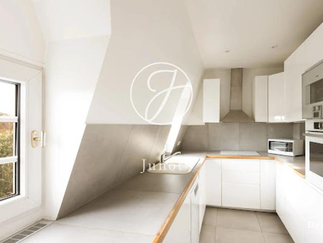 Location Appartement 4 pièces 98.04 m2 Neuilly sur Seine