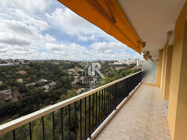 Location Appartement 4 pièces 98.27 m2 Nice