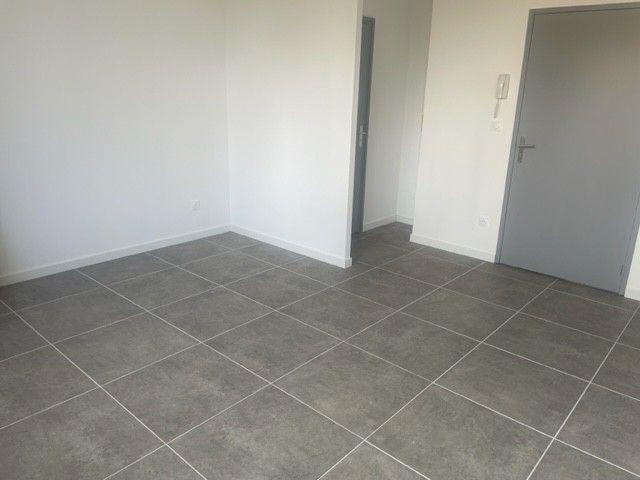Location Appartement 4 pièces 98m² LALLAING 59167