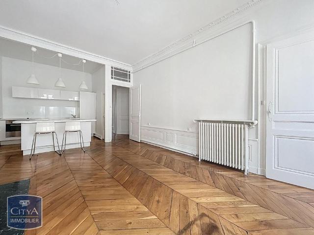 Location Appartement 4 pièces 98m² LYON 2ème