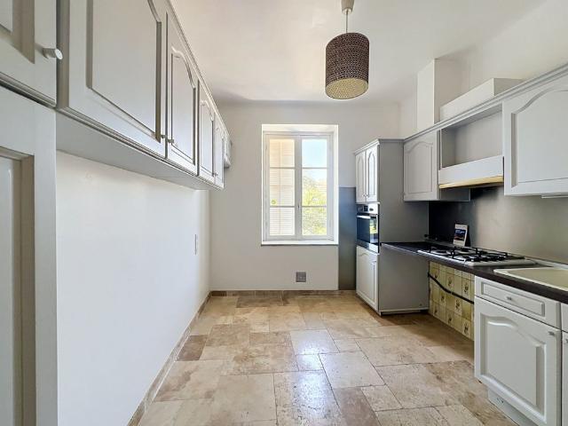 Location Appartement 4 pièces 98m² NICE 06000