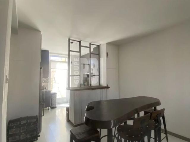 Location Appartement 4 pièces 98m² TOULON 83200