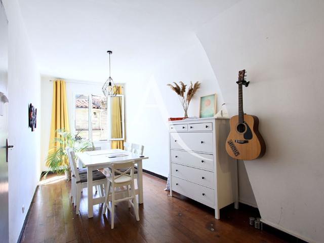 Location appartement 4 pièces, 99.00m², Montpellier
