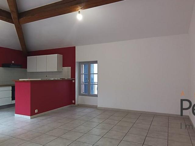 Location Appartement 4 pièces 99m² PERPIGNAN 66000