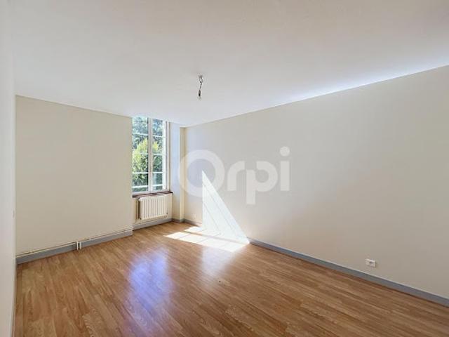 Location Appartement 4 pièces 100.61 m2 Nailhac