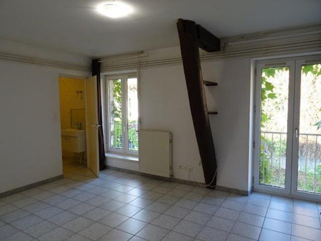 Location Appartement 4 pièces 100 m2 Nancy