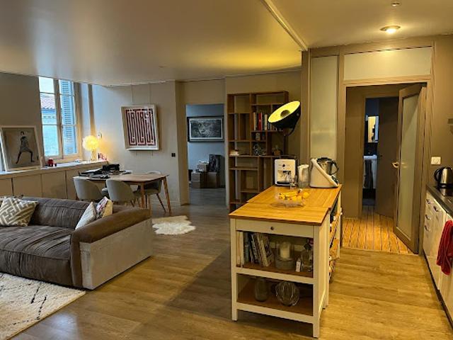 Location Appartement 4 pièces 102.67 m2 Bordeaux