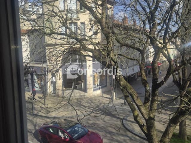 Location Appartement 4 pièces 102.91 m2 Verdun