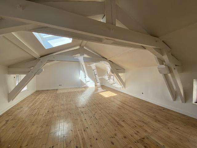 Location Appartement 4 pièces 102 m2 Le Puy en Velay