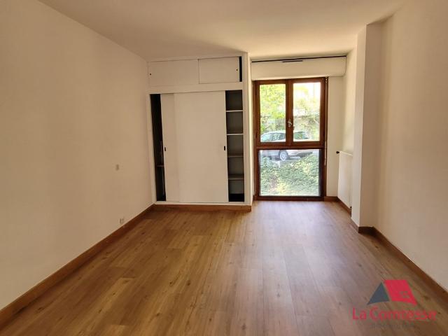 Location Appartement 4 pièces 102m² AIX EN PROVENCE 13100